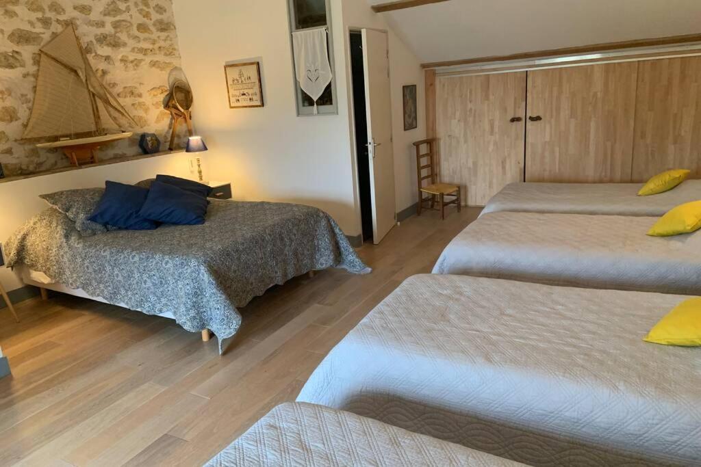 Mas 19E Entierement Climatise Avec Piscine A Usage Exclusif Roquemaure  Exteriör bild